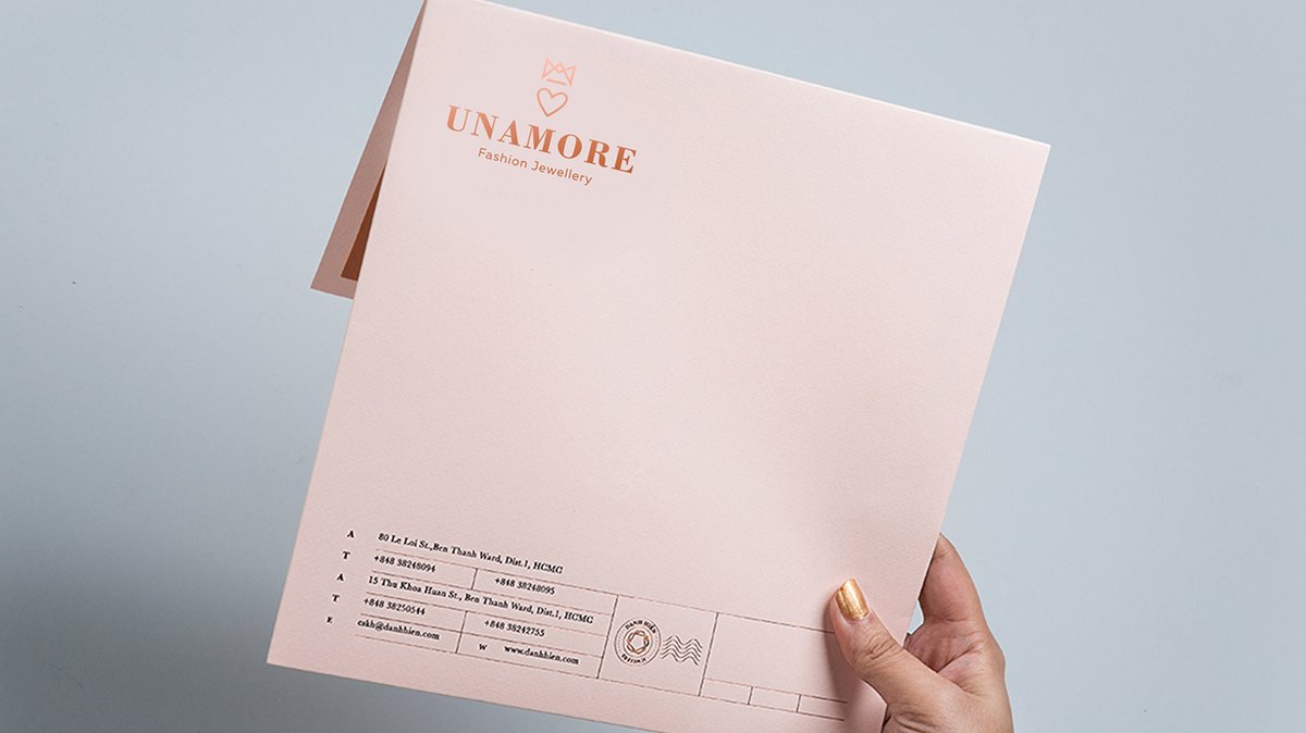 時(shí)尚珠寶首飾UNAMORE品牌設(shè)計(jì)和強(qiáng)化品牌“時(shí)尚”定位，時(shí)尚珠寶品牌設(shè)計(jì)，時(shí)尚品牌形象設(shè)計(jì)，品牌形象整合，珠寶品牌營(yíng)銷(xiāo)，品牌戰(zhàn)略定位，品牌設(shè)計(jì)公司，品牌策劃公司，深圳品牌策劃，深圳品牌設(shè)計(jì)，左右格局